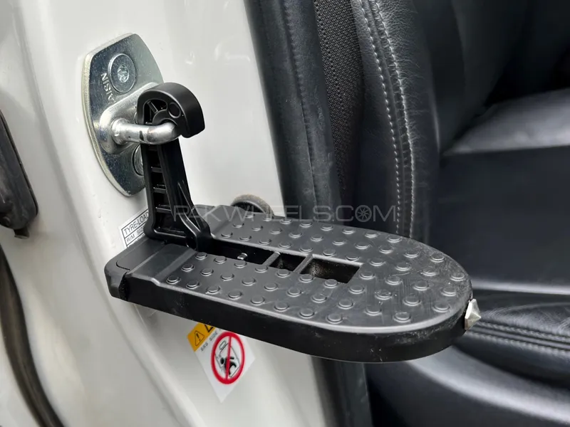 Foldable Car Door Step Pedal Aluminum Alloy Auto Latch Hook Foot Pedal Car Roof Step With Hammer Image-1
