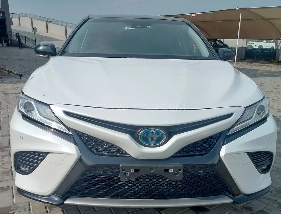 Toyota Camry 2019 for Sale in Faisalabad Image-1