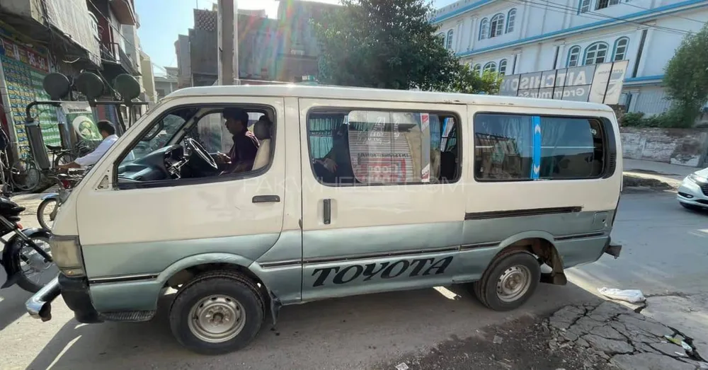 Toyota Hiace 1990 for Sale in Kasur Image-1