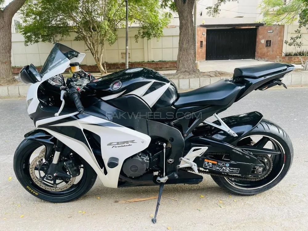 2011 cbr1000rr outlet for sale