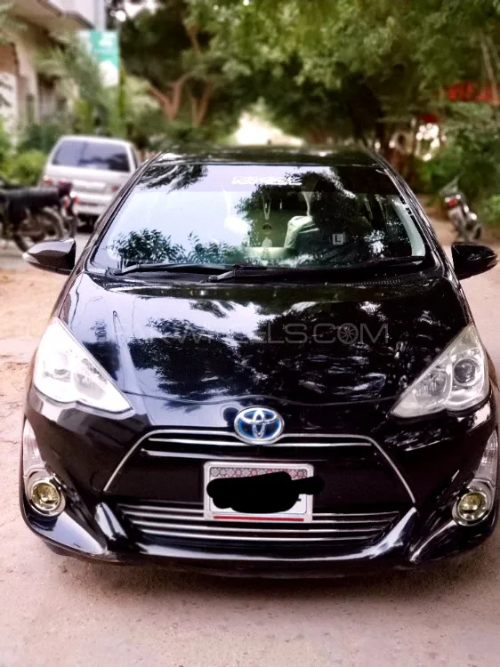 Toyota Aqua 2015 for Sale in Karachi Image-1