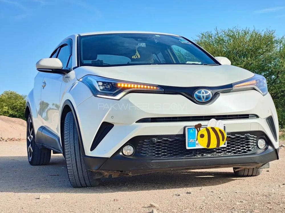 Toyota CHR GLED 2017 for sale in Chakwal PakWheels