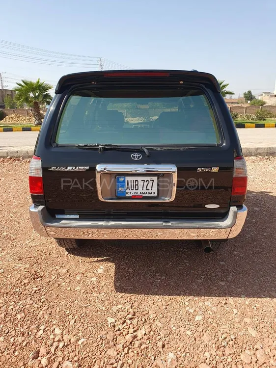 Toyota Surf 2000 for Sale in Islamabad Image-1