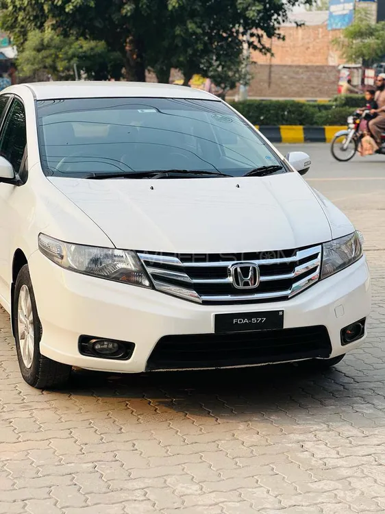 Honda City 2016 for Sale in Faisalabad Image-1