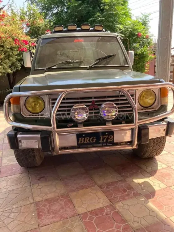 Mitsubishi Pajero 1986 for sale in Islamabad