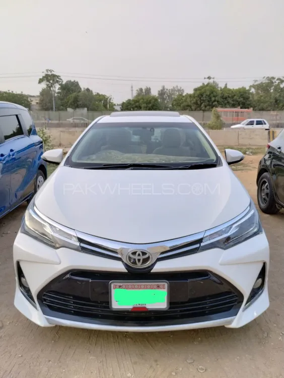 Toyota Corolla 2018 for Sale in Karachi Image-1