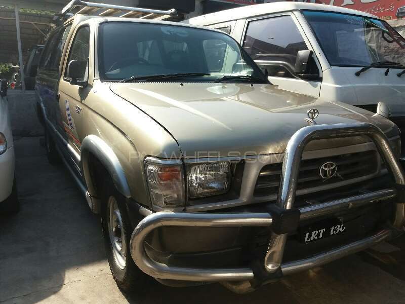 Toyota Hilux 2004 for Sale in Lahore Image-1