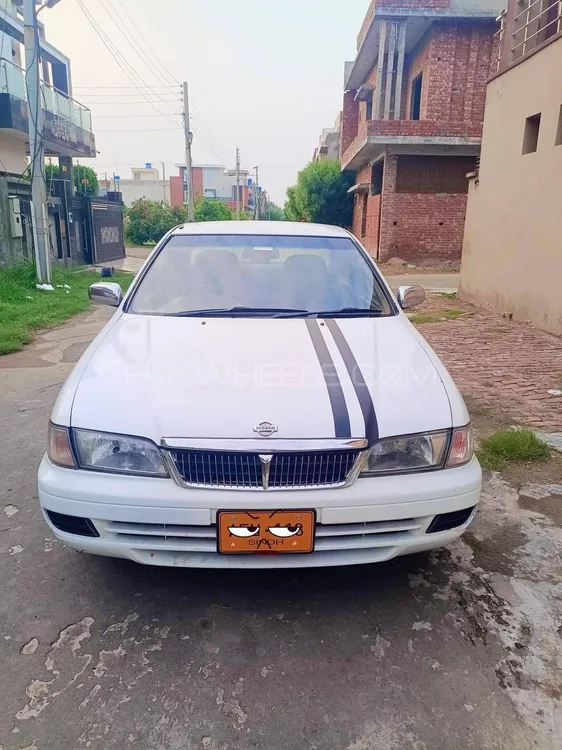 Nissan Sunny 2004 for Sale in Arifwala Image-1