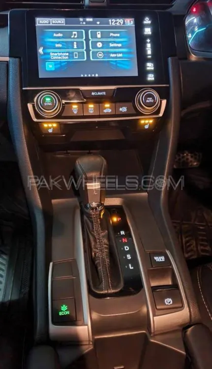 Honda Civic 2018 for Sale in Islamabad Honda Civic 2018 for Sale in Islamabad Image-9