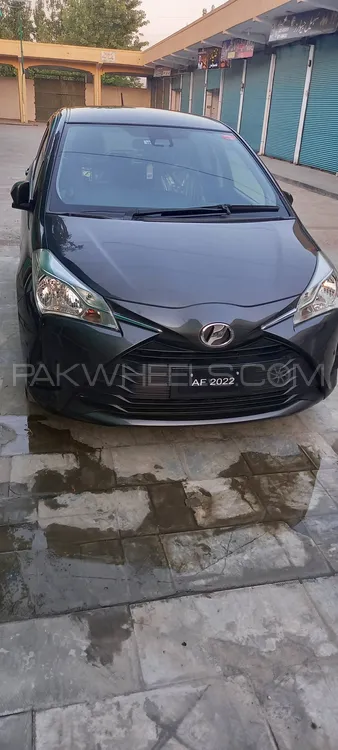 Toyota Vitz 2018 for Sale in Mardan Image-1