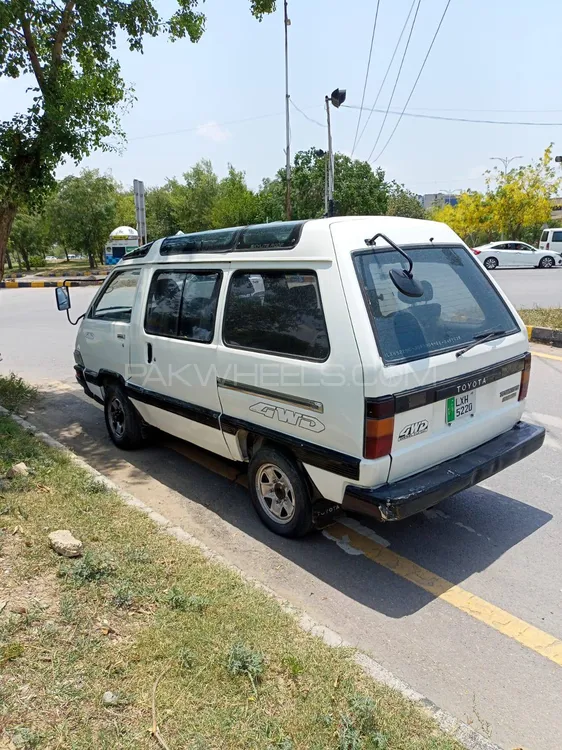 Toyota Town Ace 1986 for sale in Wah cantt