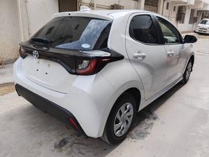 yaris 1.0
2020 model 
pearl white color
for more details please contact