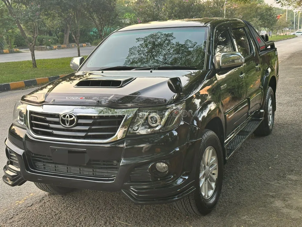 Toyota Hilux 2012 for Sale in Islamabad Image-1