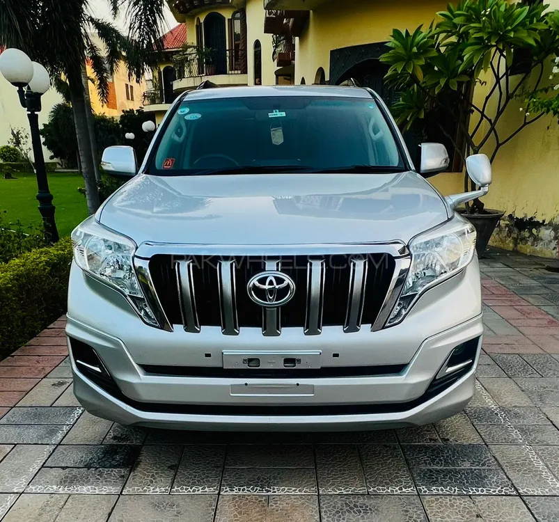Toyota Prado 2010 for Sale in Lahore Image-1