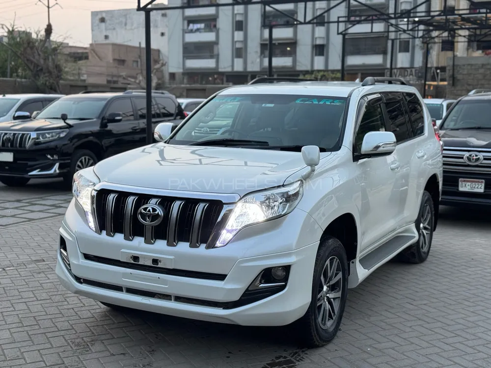 Toyota Prado 2010 for Sale in Karachi Image-1