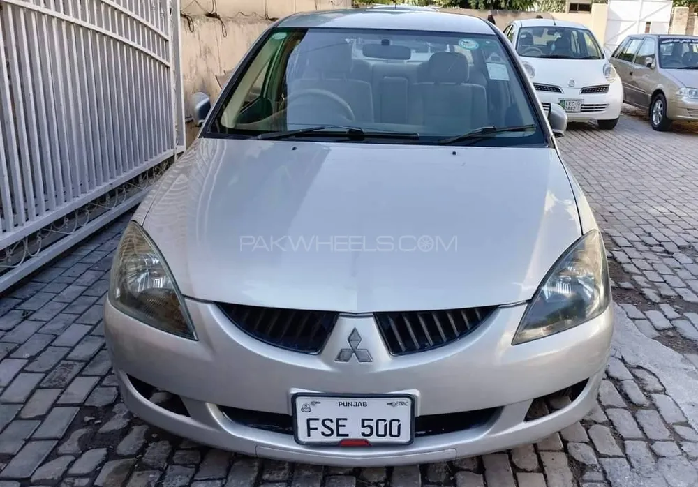 Mitsubishi Lancer 2004 for Sale in Lahore Image-1