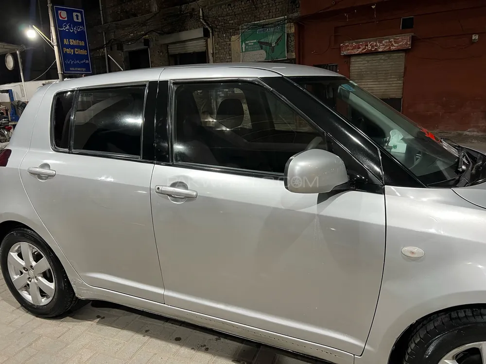 Suzuki Swift 2017 for Sale in Lahore Image-1
