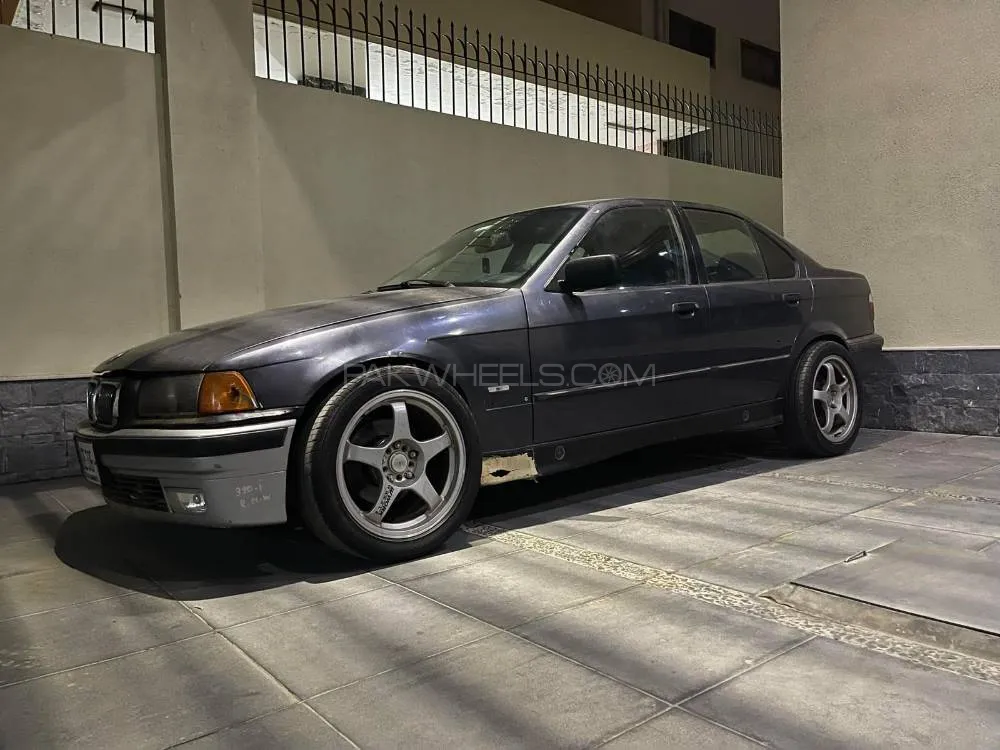 BMW 3 Series 1999 for Sale in Karachi Image-1