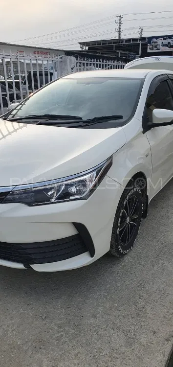 Toyota Corolla 2018 for Sale in Peshawar Image-1