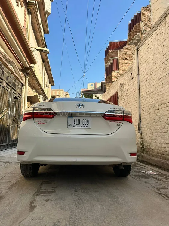 Toyota Corolla 2018 for Sale in Peshawar Image-1