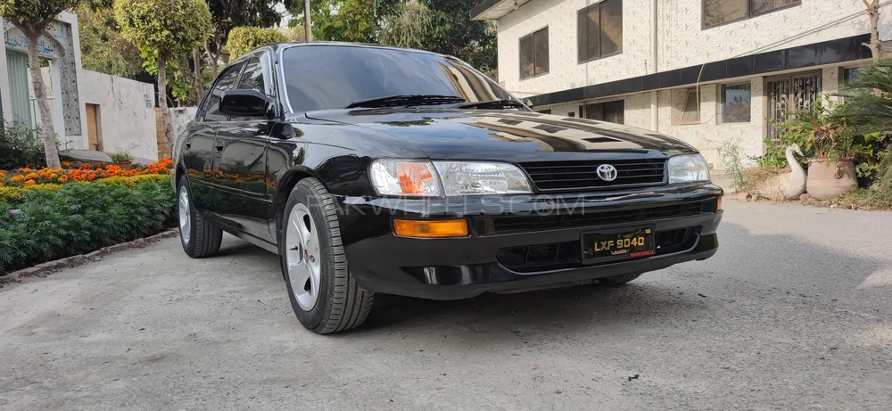 Toyota Corolla 1998 for Sale in Lahore Image-1
