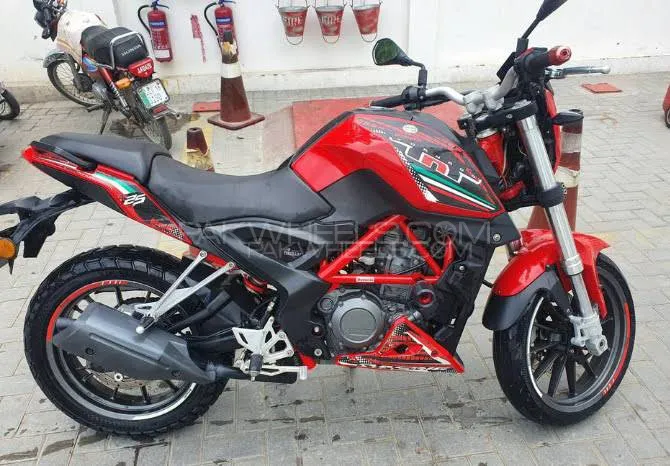 Used Benelli TNT 25 2018 Bike for sale in Lahore 506903