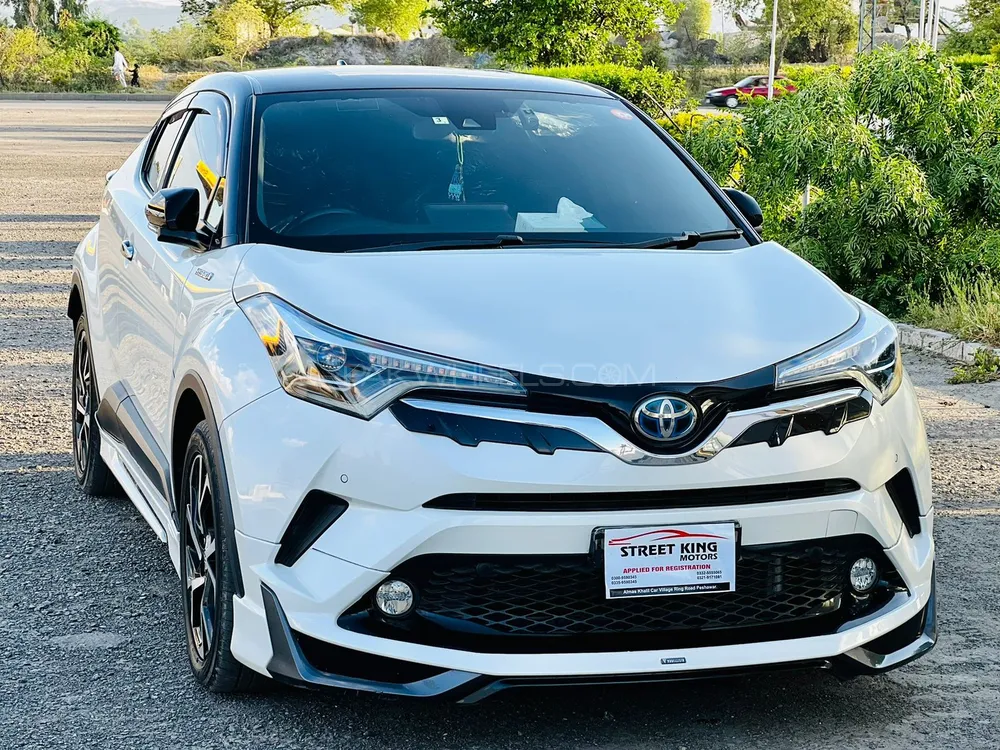 Toyota C-HR 2018 for Sale in Peshawar Image-1