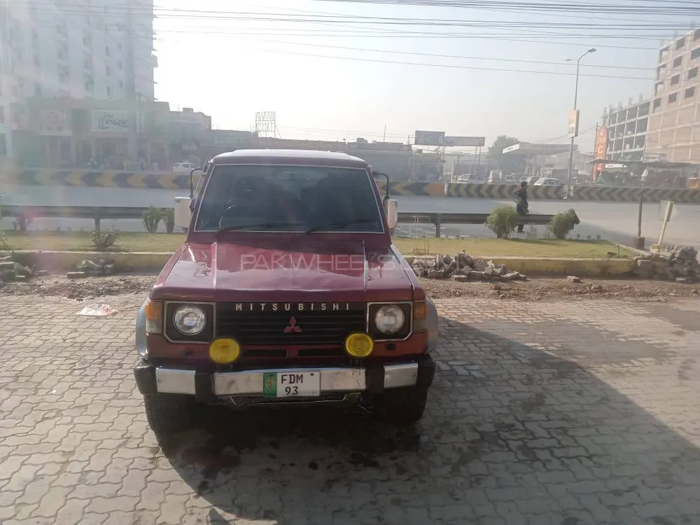 Mitsubishi Pajero 1989 for Sale in Peshawar Image-1