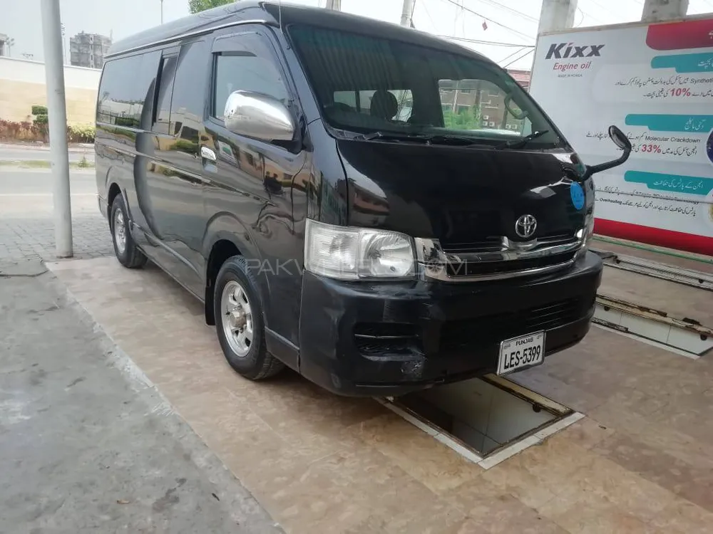 Toyota Hiace 2008 for Sale in Lahore Image-1