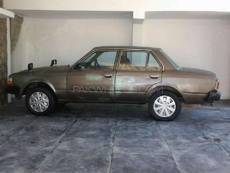 Toyota Corona 1981 for Sale in Abbottabad Image-1