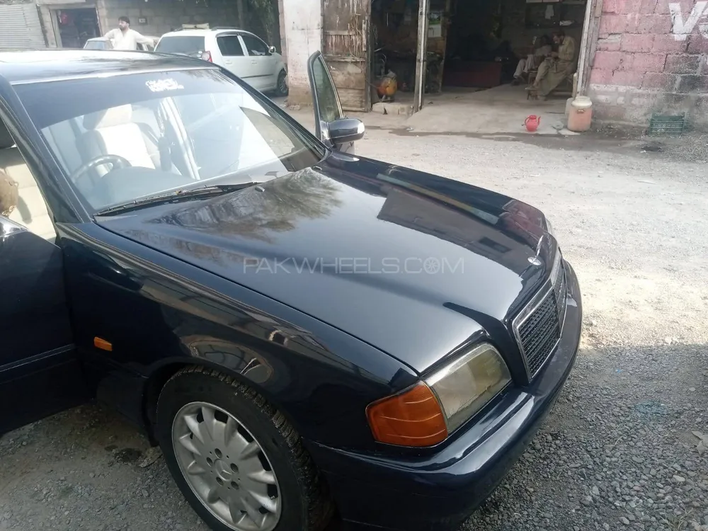 Mercedes Benz C Class 1997 for Sale in Abbottabad Image-1