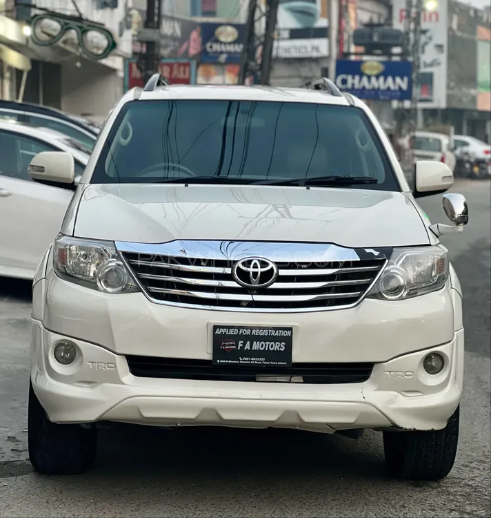 Toyota Fortuner 2013 for Sale in Lahore Image-1