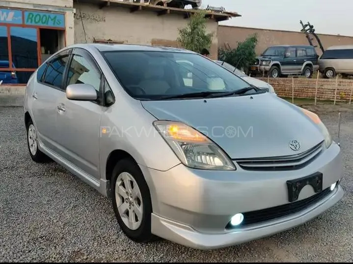 Toyota Prius 2007 for Sale in Peshawar Image-1