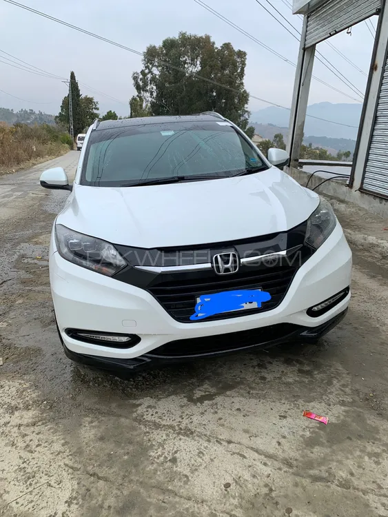 Honda HR-V 2017 for Sale in Abbottabad Image-1