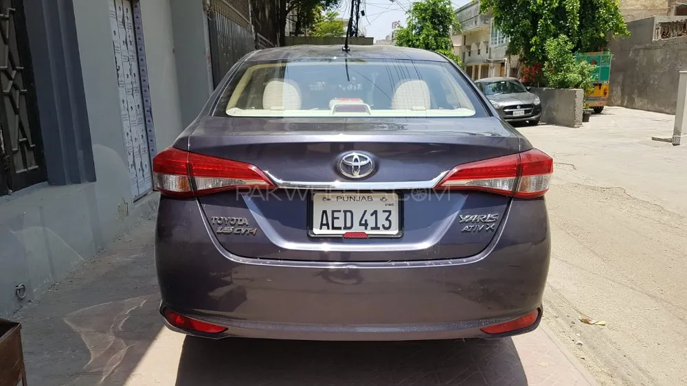 Toyota Yaris Sedan 2021 for Sale in Lahore Image-1