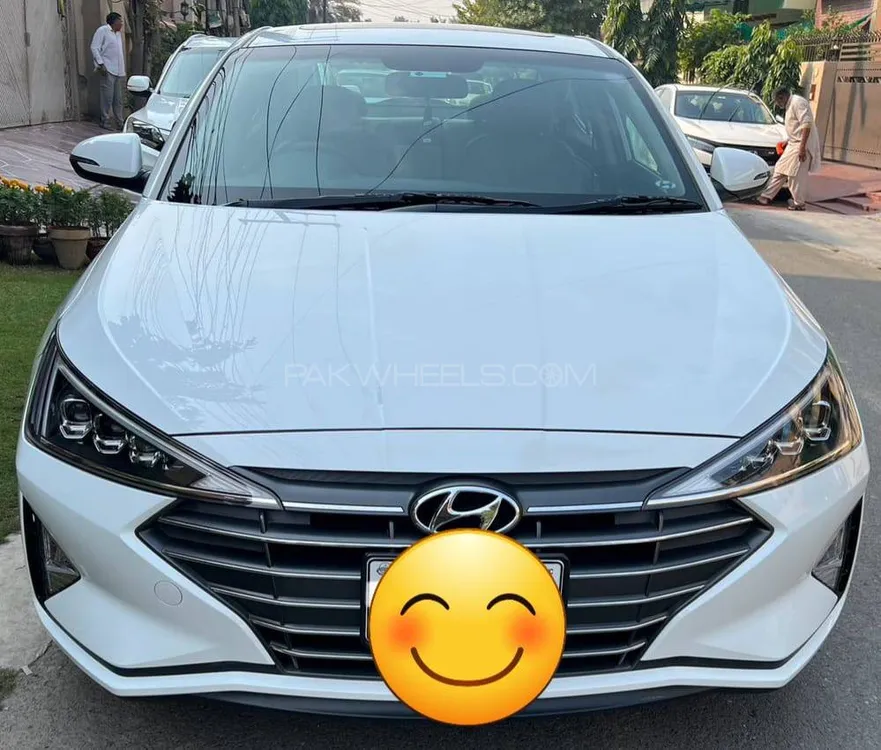 Hyundai Elantra GLS 2023 for sale in Lahore | PakWheels