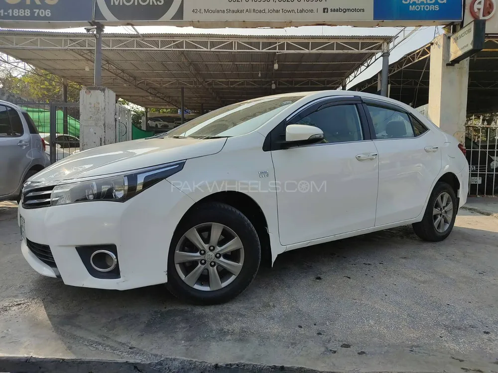 Toyota Corolla 2016 for Sale in Lahore Image-1