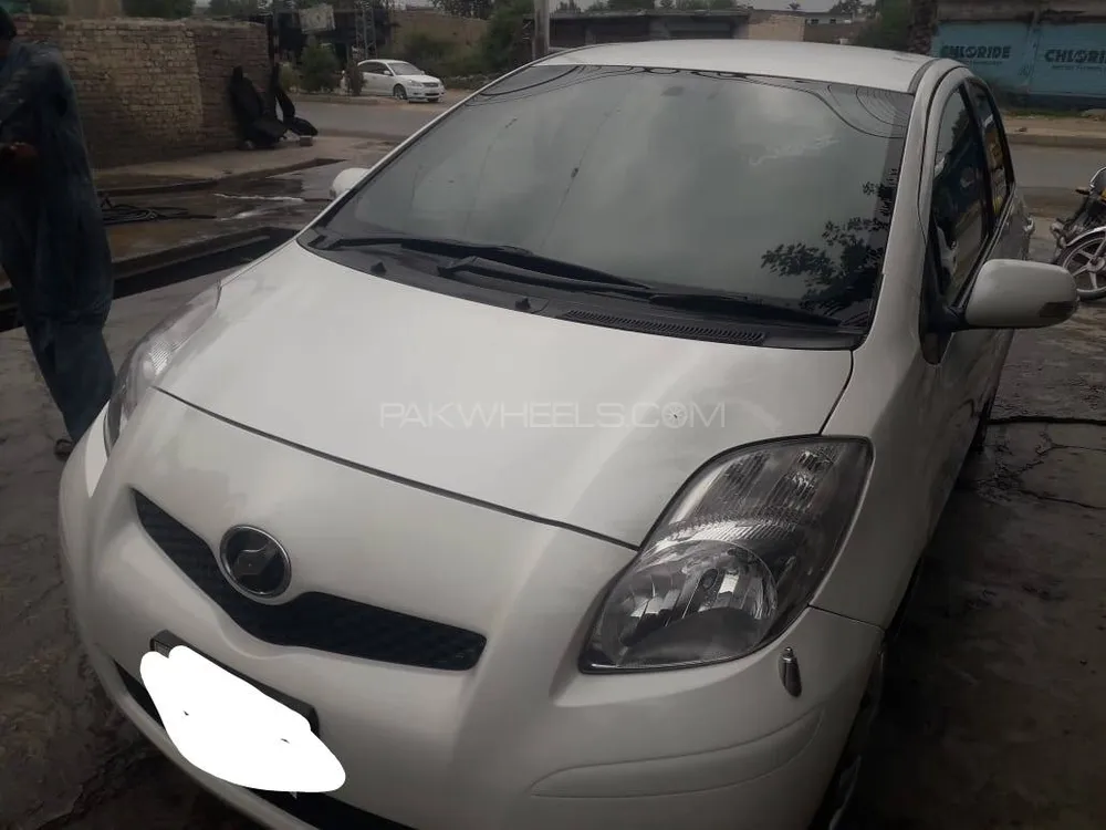 Toyota Vitz 2007 for Sale in Islamabad Image-1