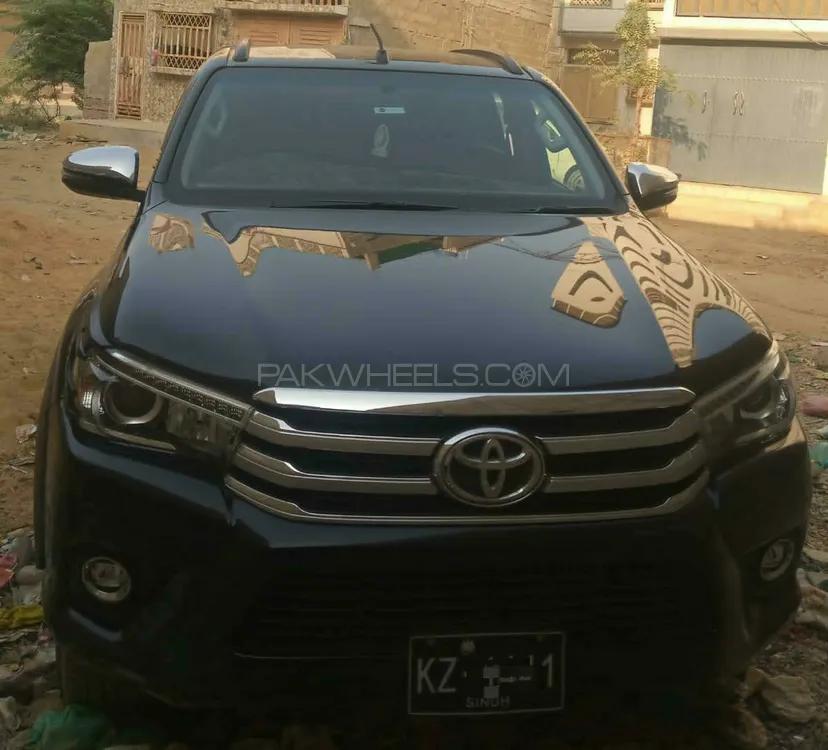 Toyota Hilux 2020 for Sale in Karachi Image-1