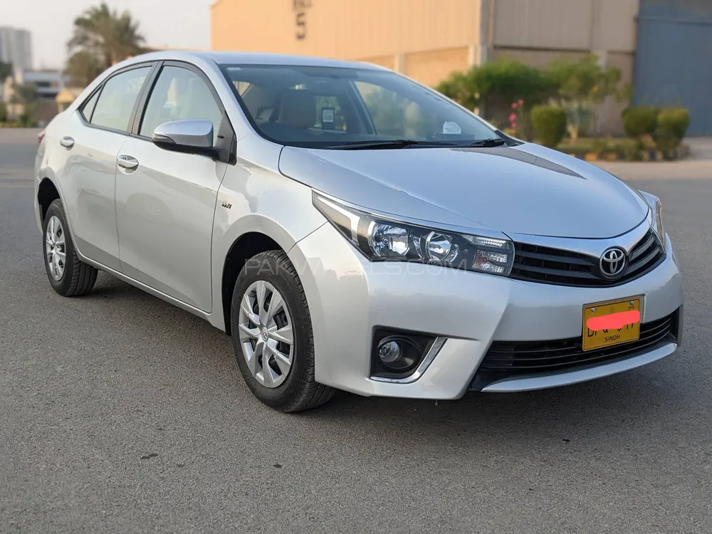 Toyota Corolla 2016 for Sale in Karachi Image-1