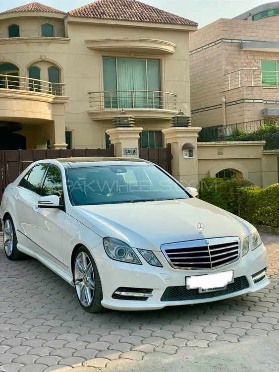 Mercedes Benz E Class 2013 for Sale in Islamabad Image-1