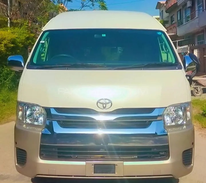 Toyota Hiace 2017 for Sale in Islamabad Image-1