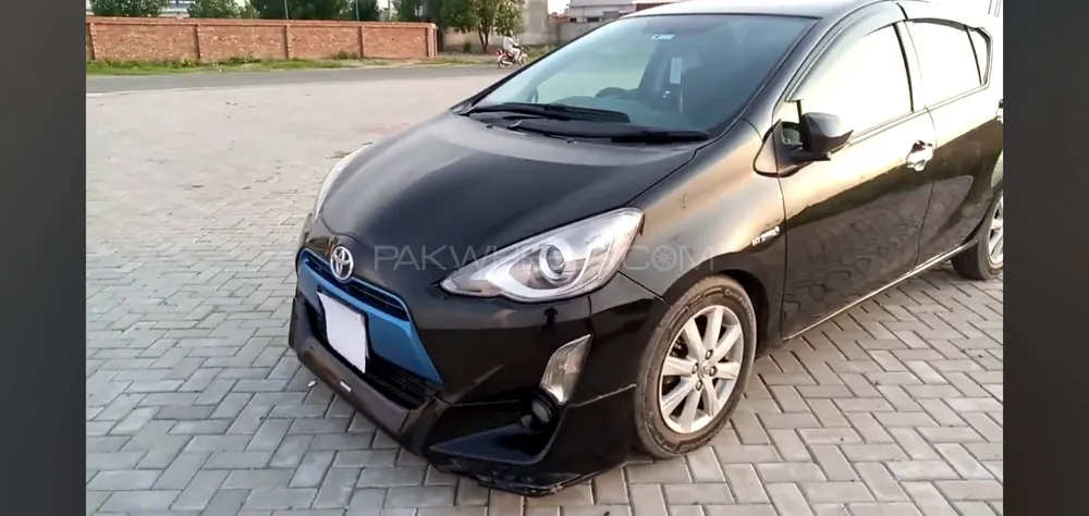 Toyota Aqua 2015 for Sale in Lahore Image-1