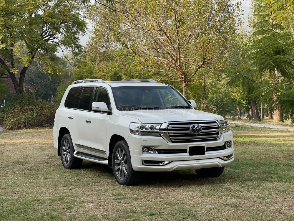 Toyota Land Cruiser 2019 for Sale in Islamabad Image-1
