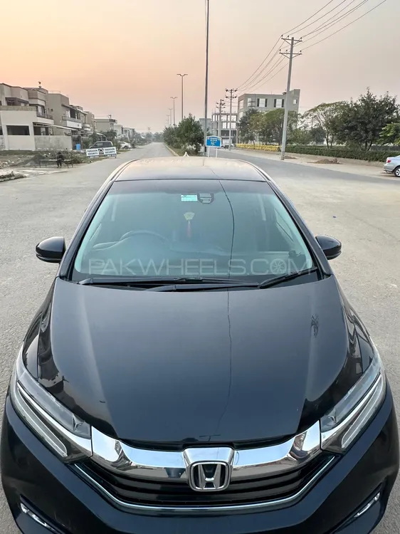 Honda Fit 2016 for Sale in Lahore Image-1