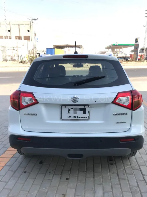 Suzuki Vitara 2017 for Sale in Sahiwal Image-1