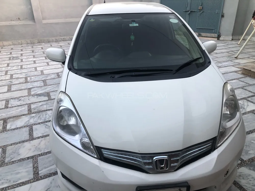 Honda Fit 2012 for Sale in Chakwal Image-1