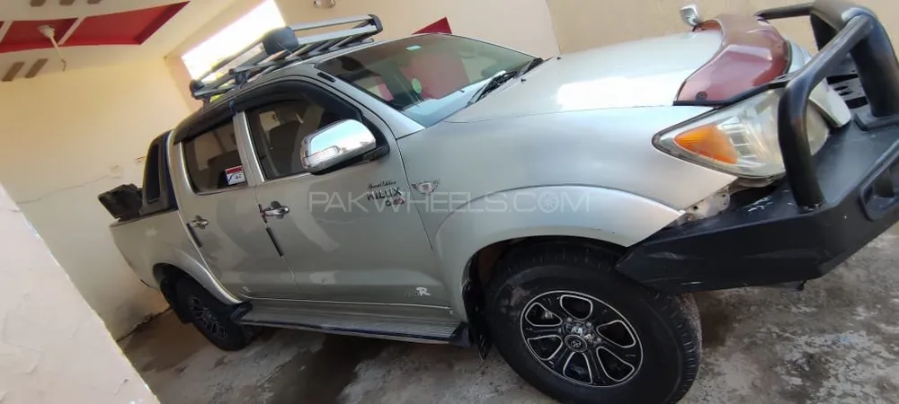 Toyota Hilux 2005 for sale in Lahore