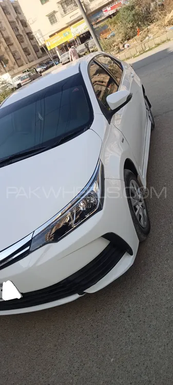 Toyota Corolla 2018 for Sale in Karachi Image-1