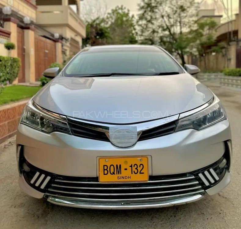 Toyota Corolla 2019 for Sale in Karachi Image-1